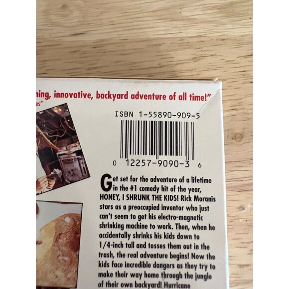 Walt Disney Honey I Shrunk The Kids VHS Vintage 1989 Comedy Movie - Picture 3 of 4